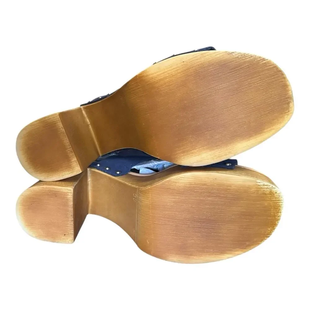 Avellini Navy Suede Leather Wooden Heels Sandals Heels Size US 7.5 Made in Italy